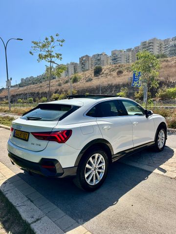 אאודי Q3