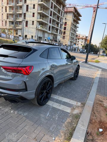 אאודי RS Q3