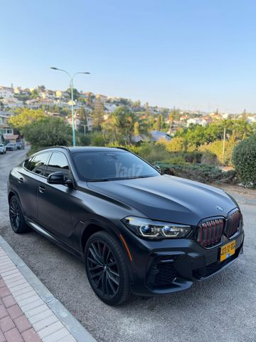 ב מ וו X6