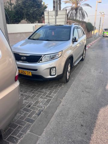 קיה סורנטו