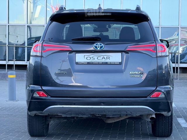 טויוטה RAV4