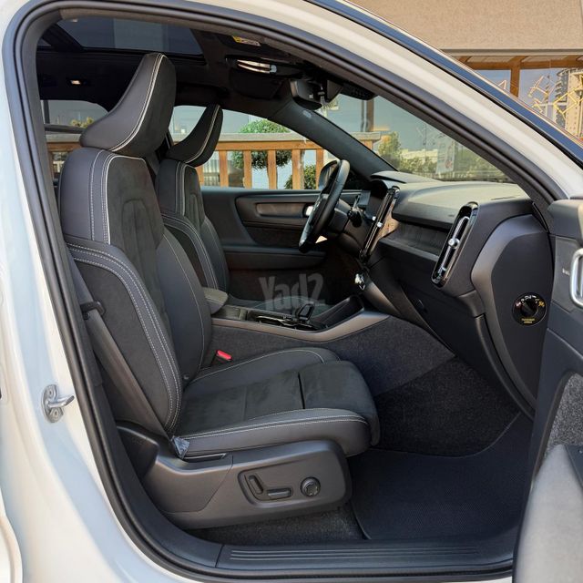 וולוו XC40