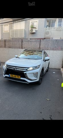 מיצובישי אקליפס קרוס