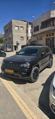 ג'יפ גרנד צ'ירוקי