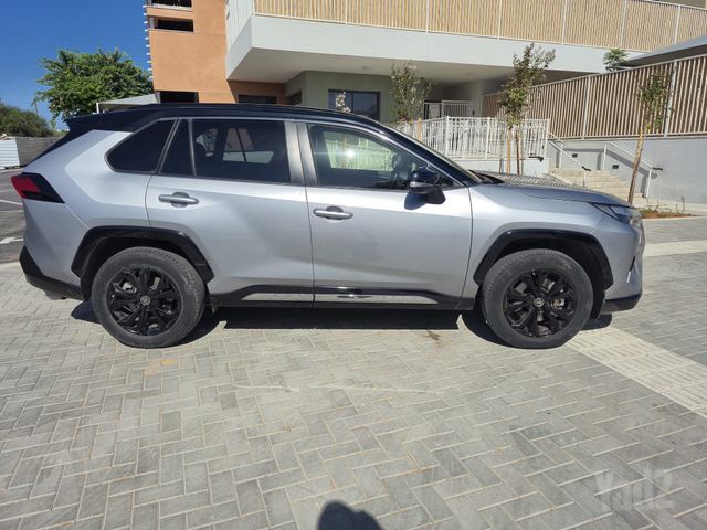 מודעת רכב טויוטה RAV4