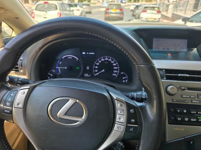לקסוס RX