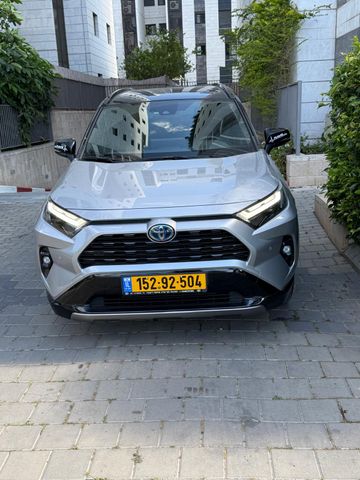 טויוטה RAV4