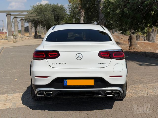 מרצדס-בנץ GLC קופה