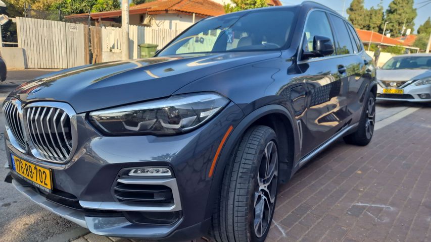 ב מ וו X5