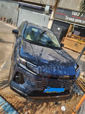 מודעת רכב טויוטה RAV4