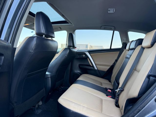 טויוטה RAV4