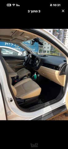 מיצובישי אאוטלנדר
