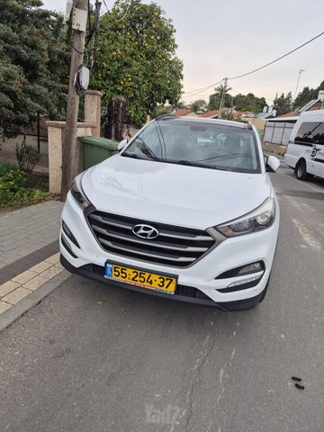 מודעת רכב יונדאי טוסון