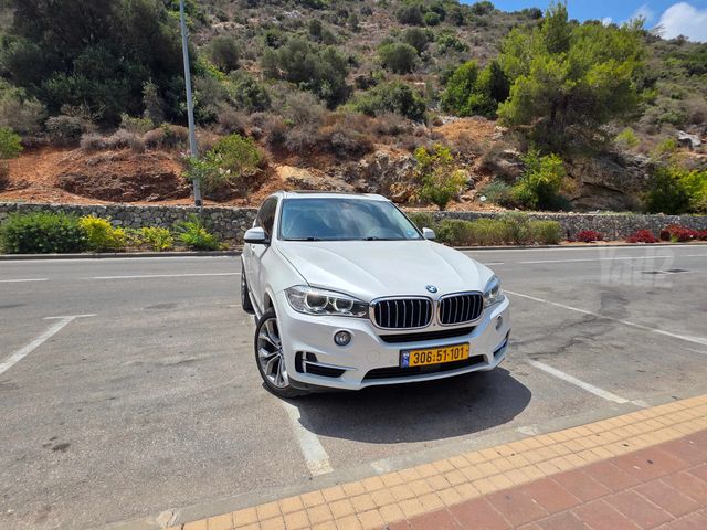 ב מ וו X5