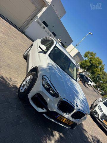 ב מ וו X3