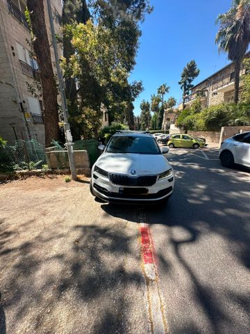 מודעת רכב סקודה קארוק