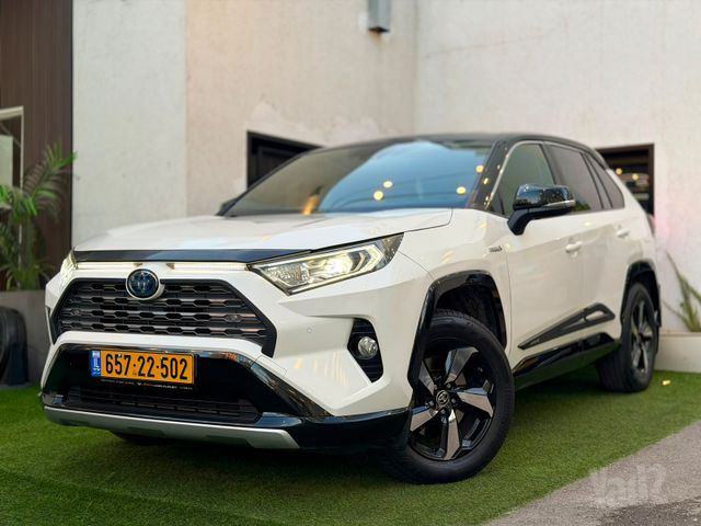 מודעת רכב טויוטה RAV4