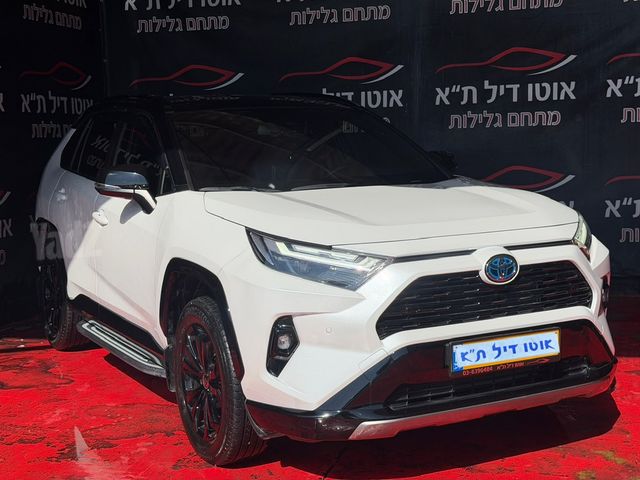 טויוטה RAV4