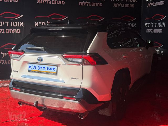 טויוטה RAV4
