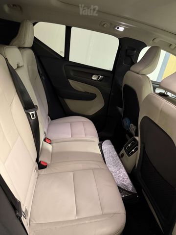 וולוו XC40