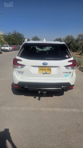 סובארו פורסטר