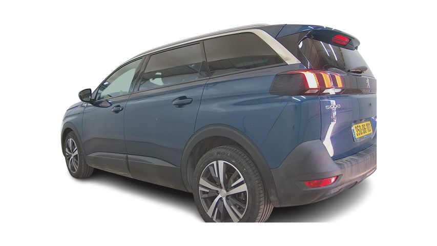 פיג'ו 5008