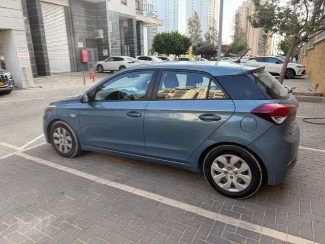 יונדאי i20