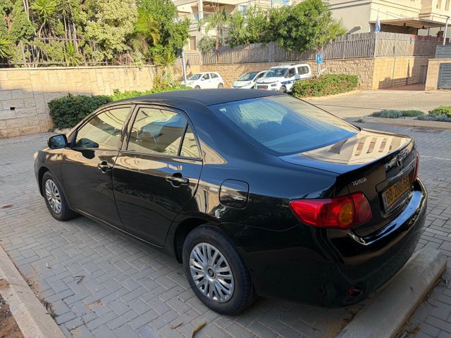 טויוטה קורולה