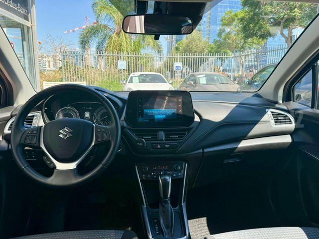 סוזוקי S-Cross