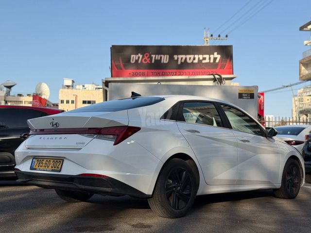 יונדאי אלנטרה