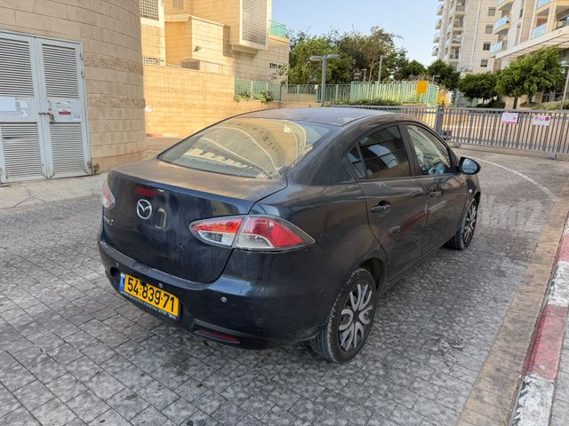 מאזדה 2