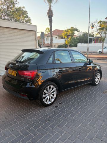 אאודי A1