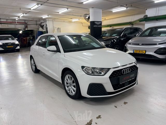 אאודי A1