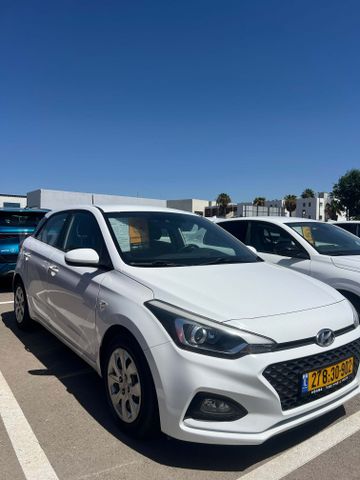 יונדאי i20