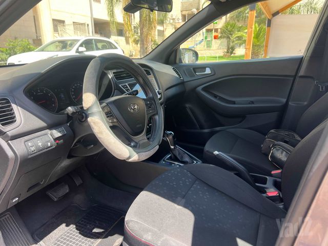 יונדאי i20
