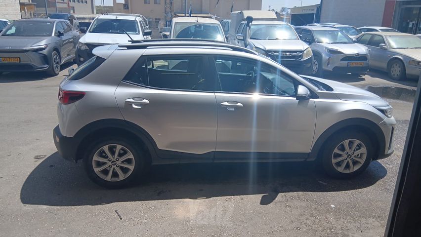 קיה סטוניק