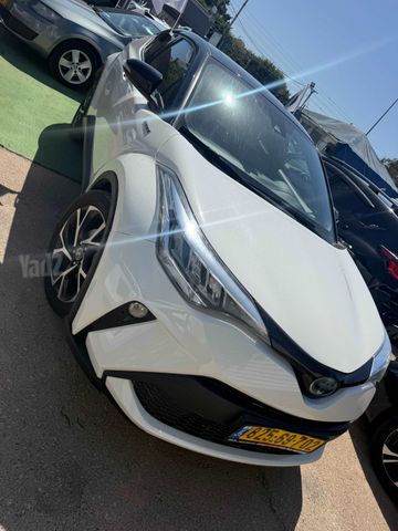 טויוטה C-HR