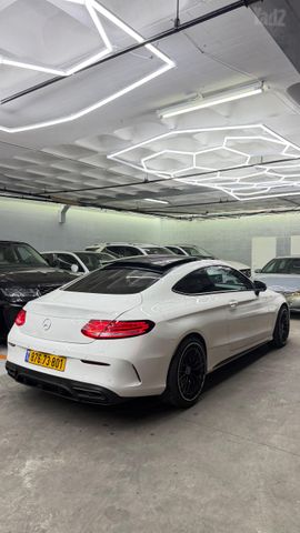 מודעת רכב מרצדס-בנץ C-class