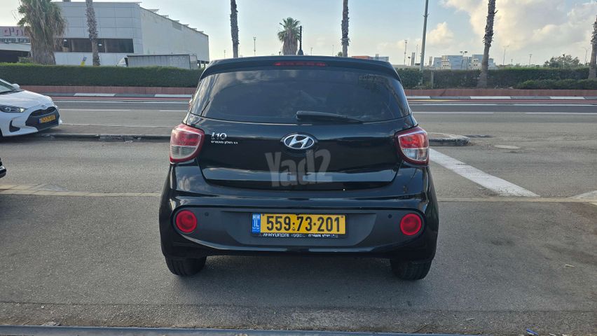 יונדאי i10