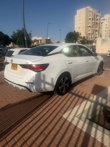 ניסאן סנטרה