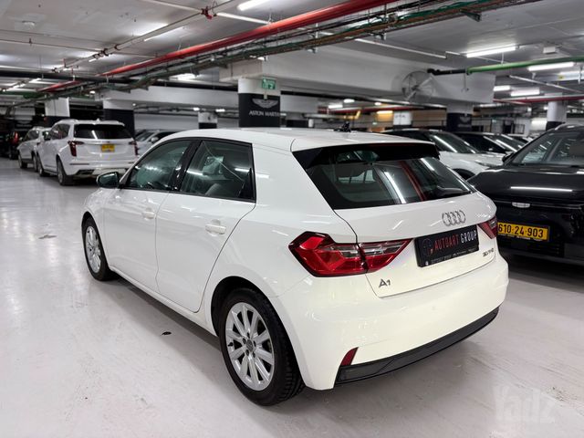 אאודי A1