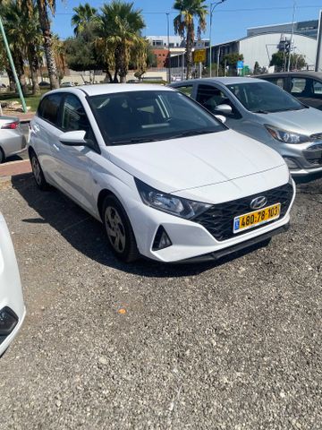 יונדאי i20