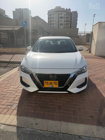 ניסאן סנטרה