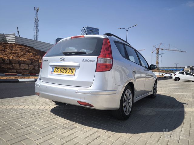 יונדאי i30