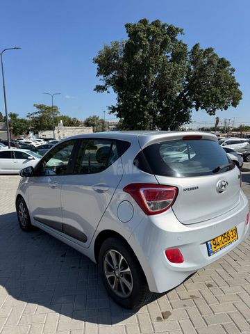 יונדאי i10