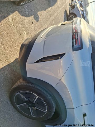 ג'אקו J7
