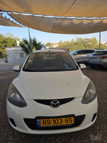 מודעת רכב מאזדה 2