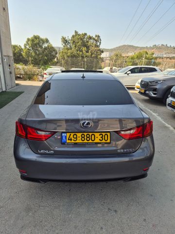 לקסוס GS
