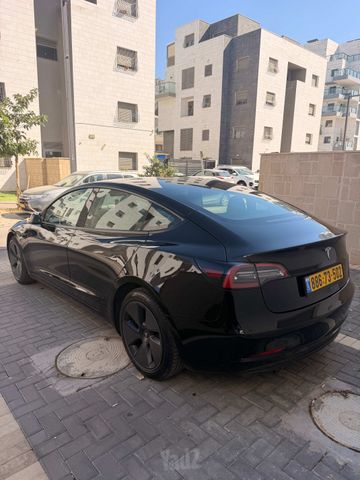 טסלה מודל 3
