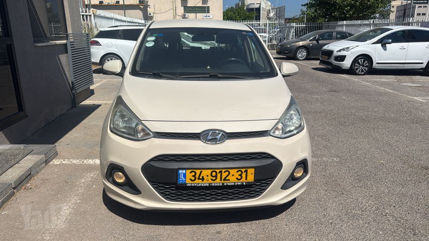 יונדאי i10